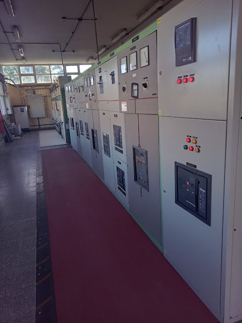 Empresa Technowave 4